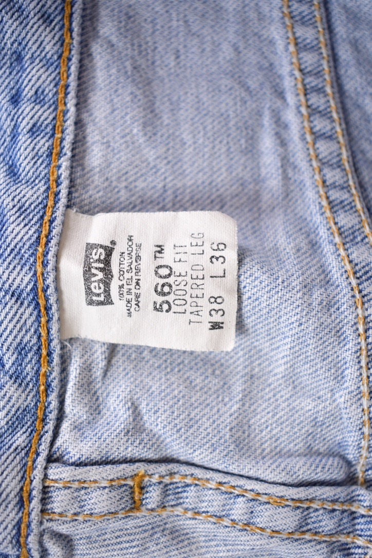 Vintage 1990s Levi 560 Red Tab Jeans Size 36 x 34.5