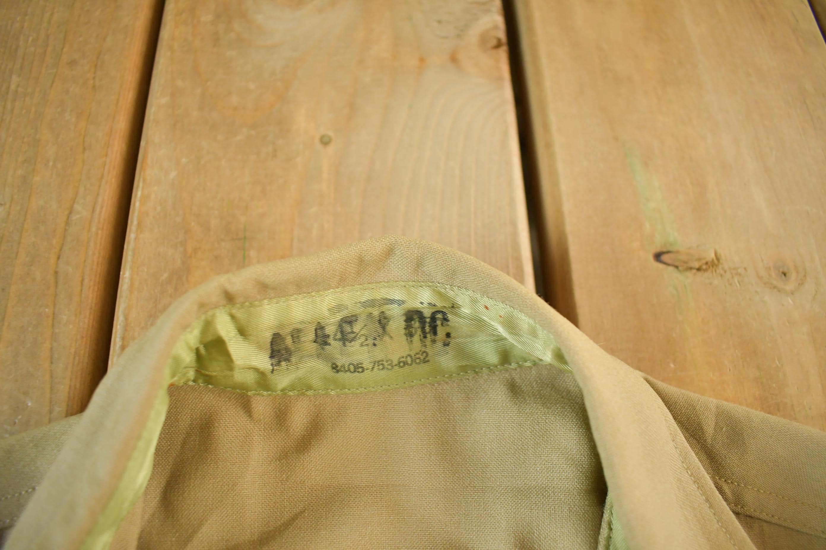 Vintage 1970s Marine Corps Military Khaki Button Up Shirt Mens Medium