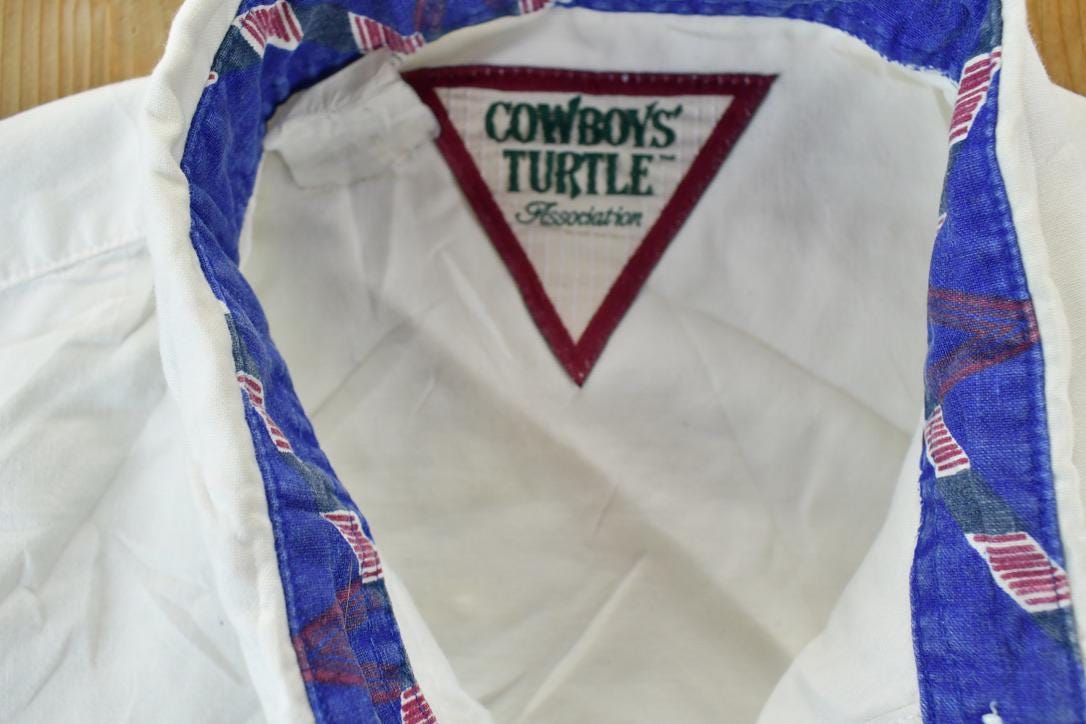 Vintage 1990s Cowboys Turtle Unique Western Button Up Shirt