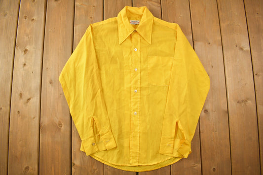 Vintage 1960s Blank Yellow Tapered N' Tails Button Up Shirt / Spear Collar Shirt / 1960s Button Up / Vintage Flannel / Basic Button Up /