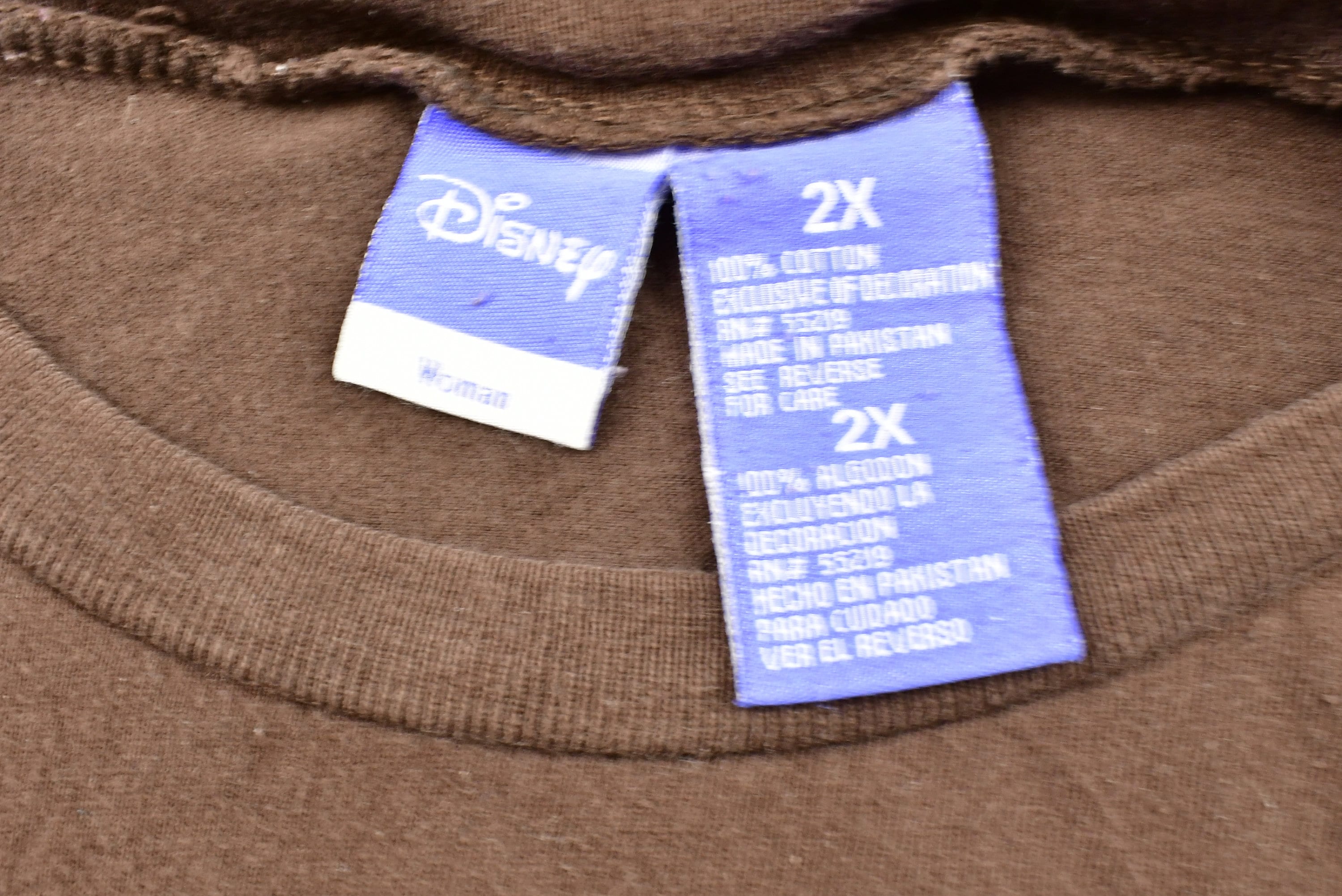 Naturally Distressed Vintage 1990s Winnie The Pooh Cartoon T-Shirt