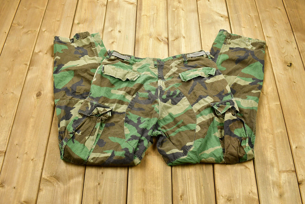 Vintage 1990 Camouflage Cargo Pocket Army Pants Size 32