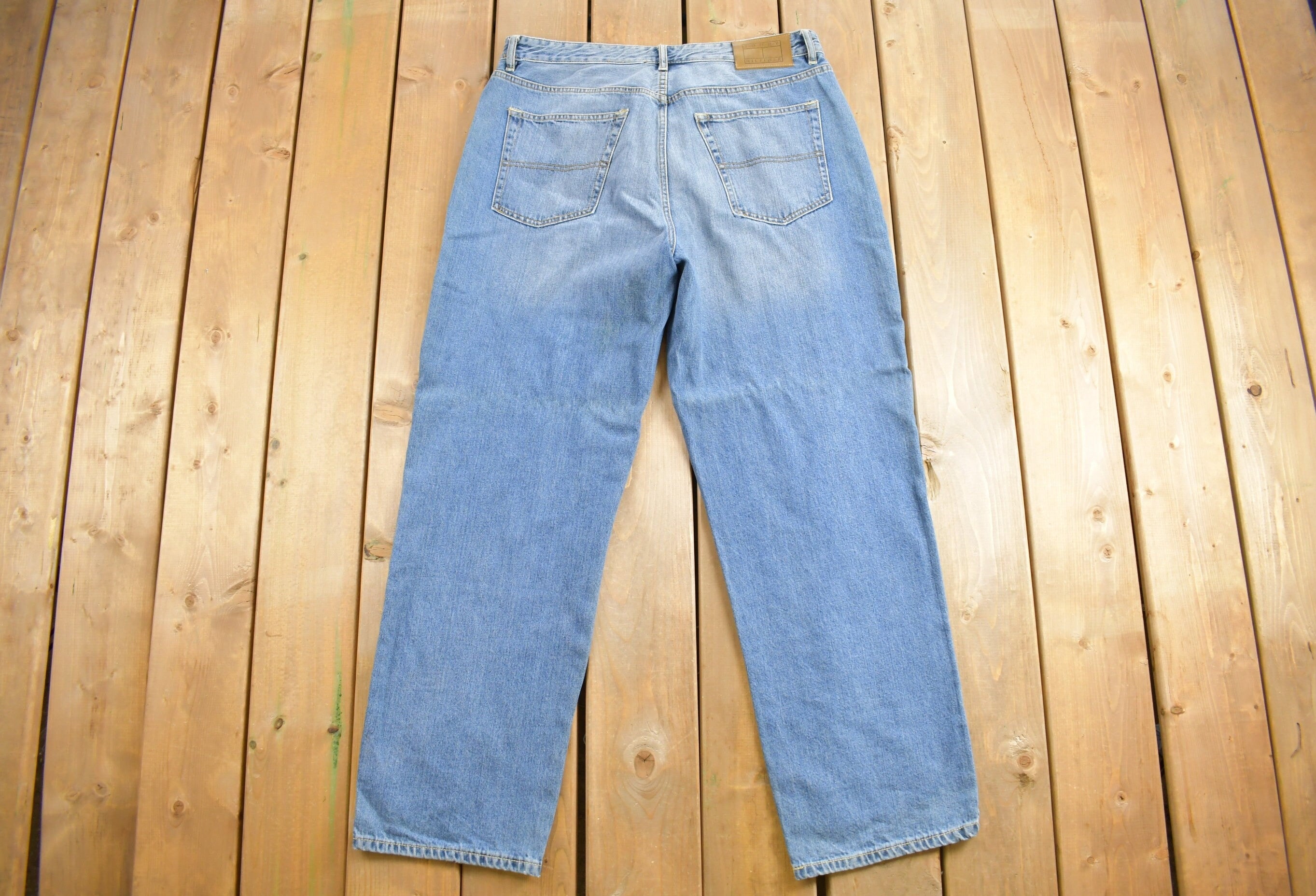 Vintage 1990's Tommy Hilfiger Jeans Size 37 x 32.5
