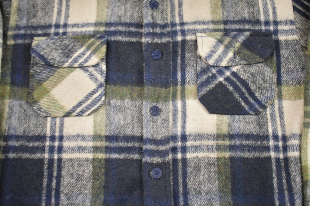 Vintage 1980s Brewster Plaid Button Up Board Shirt