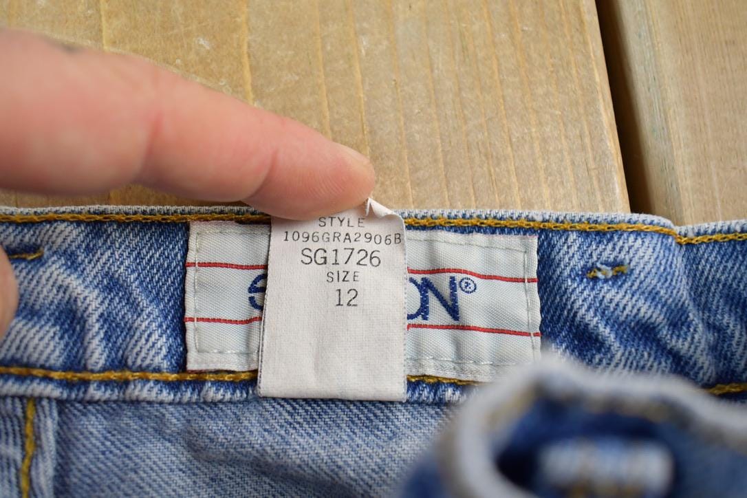 Vintage 1990s Sasson Denim Jeans Size 26 x 28