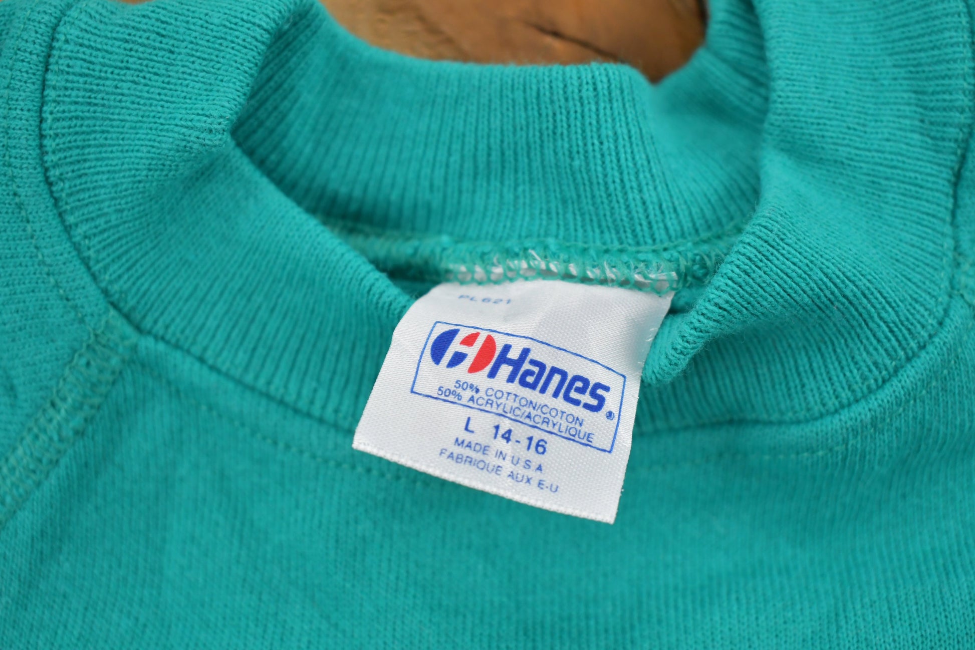 Vintage 1980s Youth Savanah Georgia Raglan Crewneck Sweatshirt / 80s Crewneck / Souvenir / Athleisure / Streetwear / 80s Made In USA / Hanes