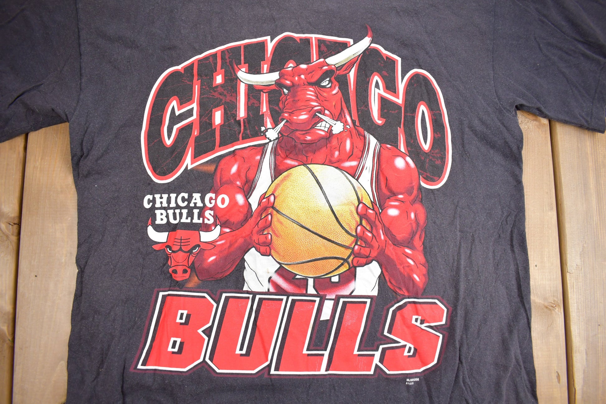 Vintage 1990s Chicago Bulls NBA Graphic T-Shirt / Sportswear / Vintage Bulls Tee / Single Stitch / Made In USA