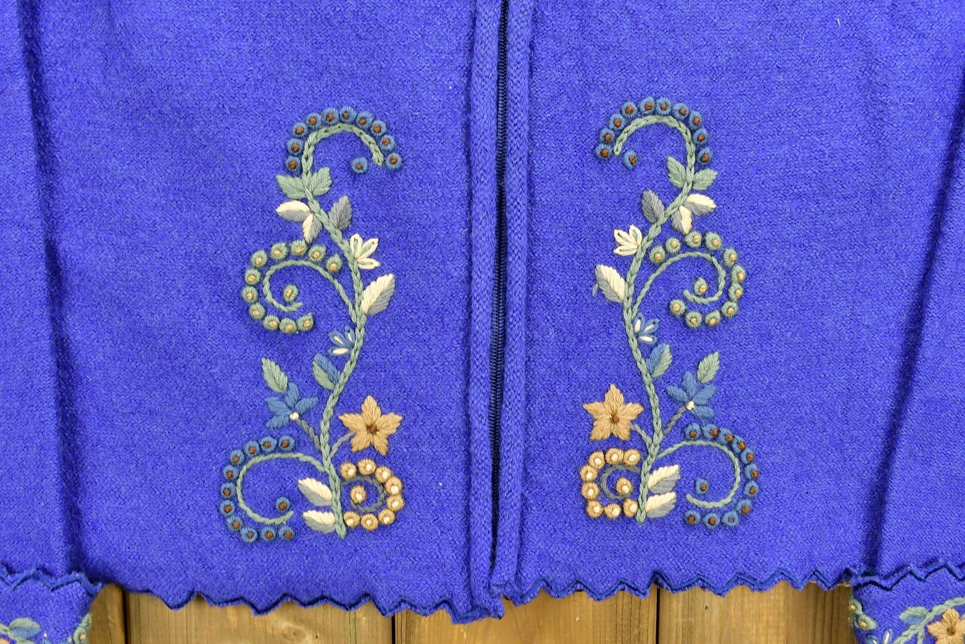 Vintage 1980's 100% Wool Knit Sweater