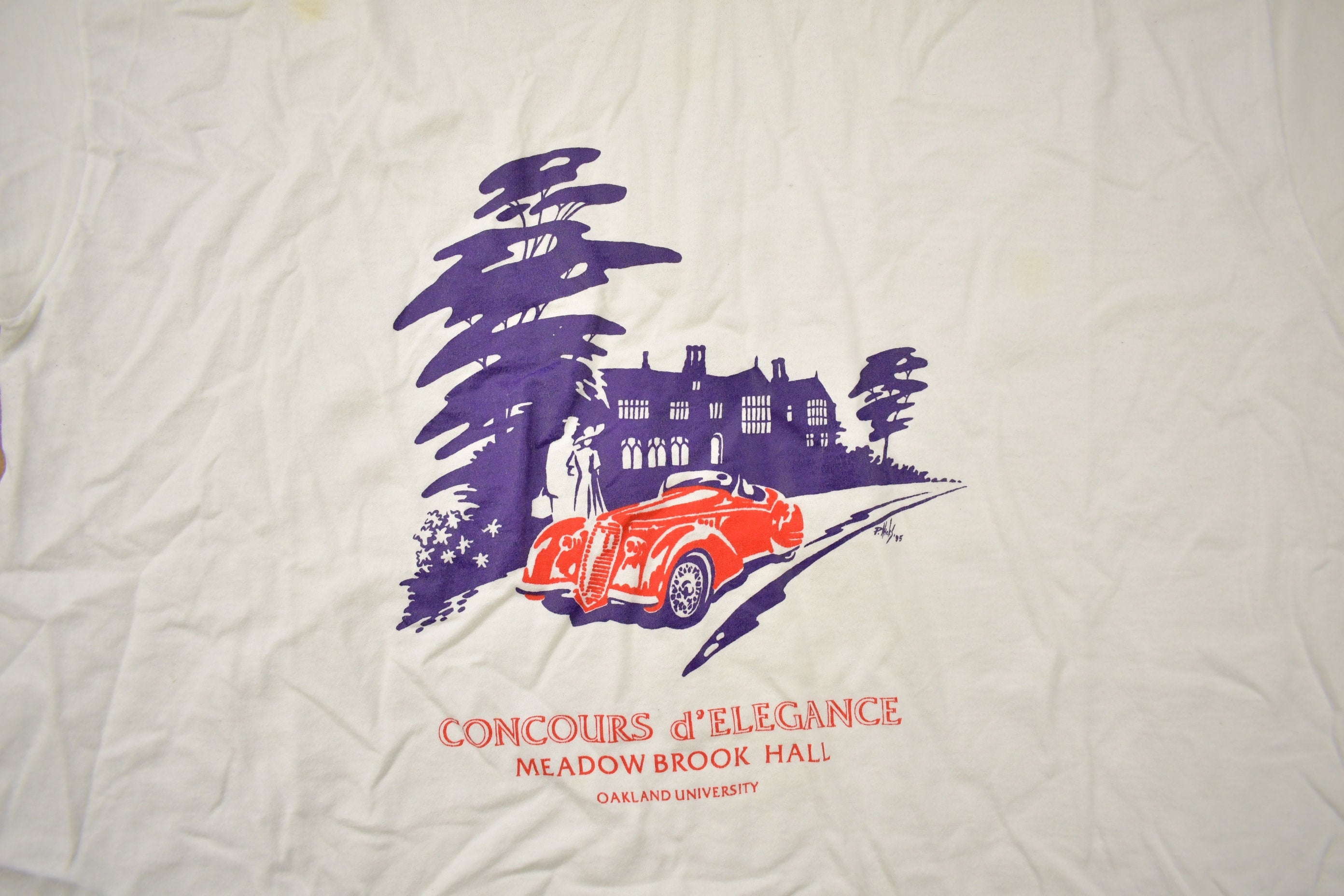 Vintage 1990s Oakland University Meadow Brook Hall Graphic T Shirt