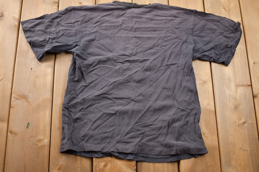 Vintage 1997 Stanley Cup Detroit Red Wings NHL Graphic Kids T-Shirt