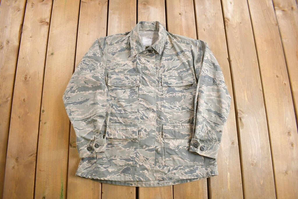 Vintage 2001 Army Gray Digital Camo Military Button Up Shirt