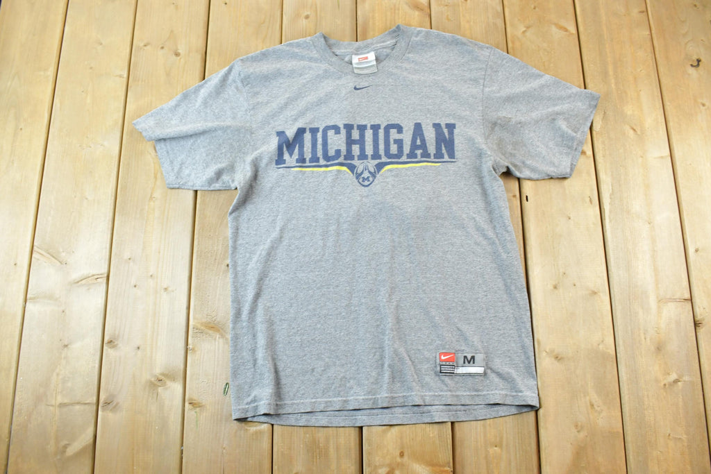 Vintage 1990s Team Nike Michigan Graphic T-Shirt