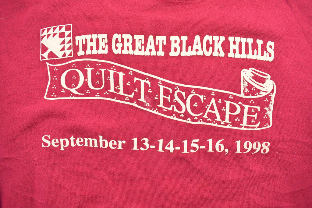 Vintage 1990s Red Quilt Escape Crewneck Sweatshirt