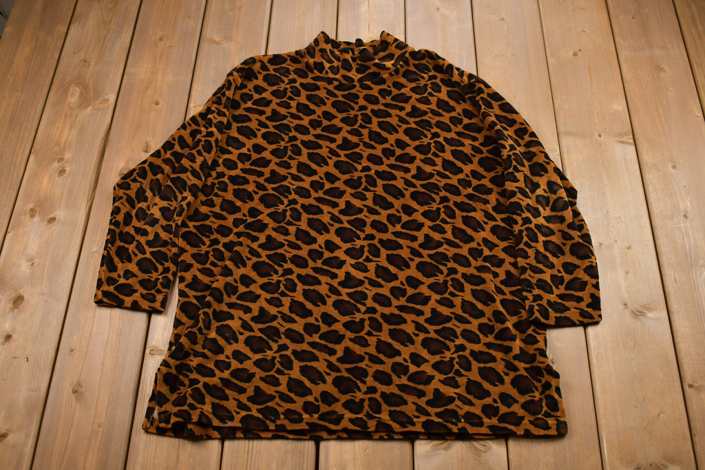 Vintage 1990s Leopard Print Turtleneck Crewneck