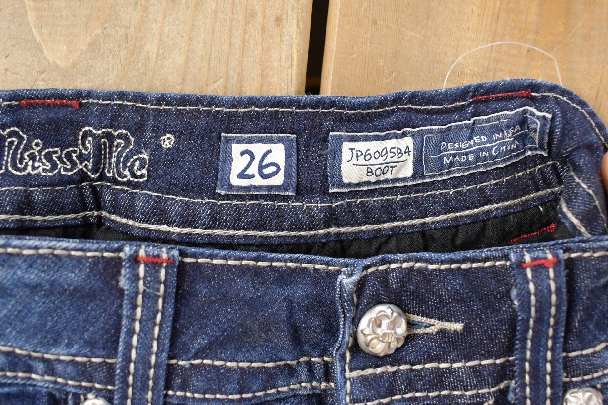 Vintage Deadstock Y2K Miss Me Bedazzled Low Rise Jeans Women's Size 26x31 / Boot Cut Jeans / 2000's Embroidered Contrast Stitched Denim