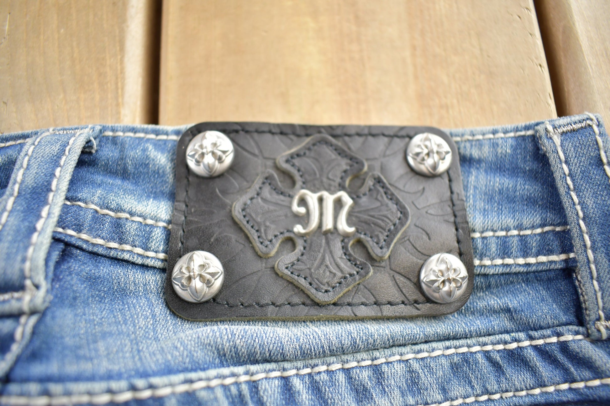 Vintage Y2K Miss Me Faded Low Rise Jeans Size Boot Cut Size 26x33