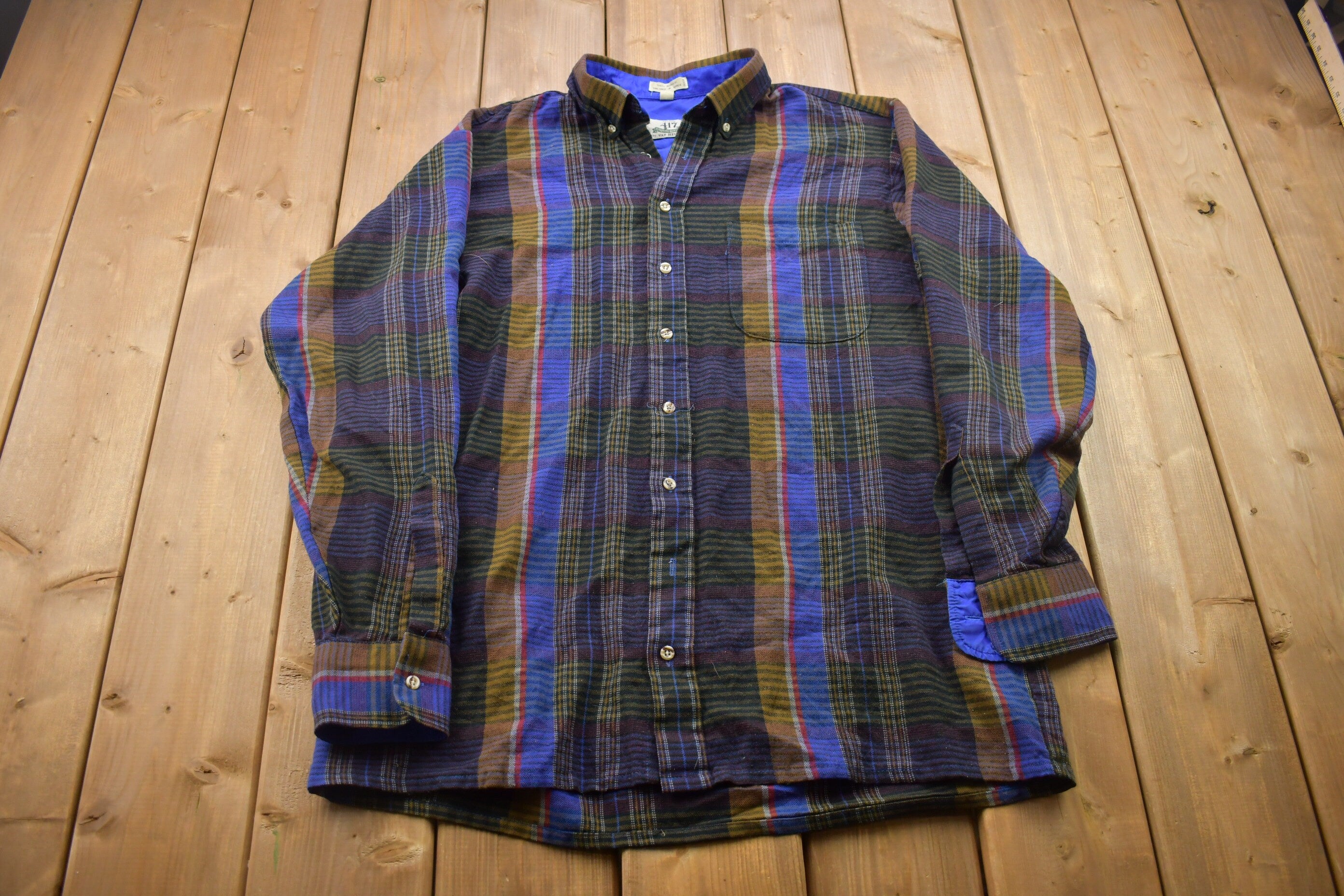 Vintage 1990s Van Heusen Plaid Button Up Shirt