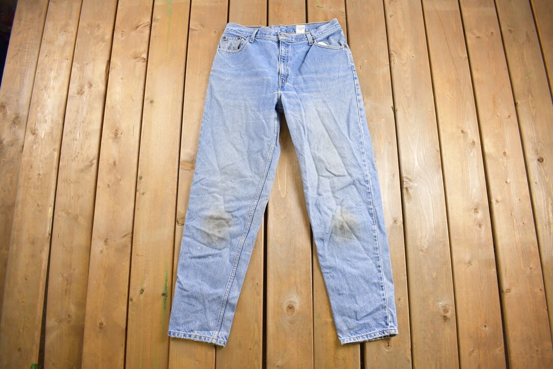 Vintage 1990s Levi's 550 Red Tab Denim Jeans Size 32 x 30
