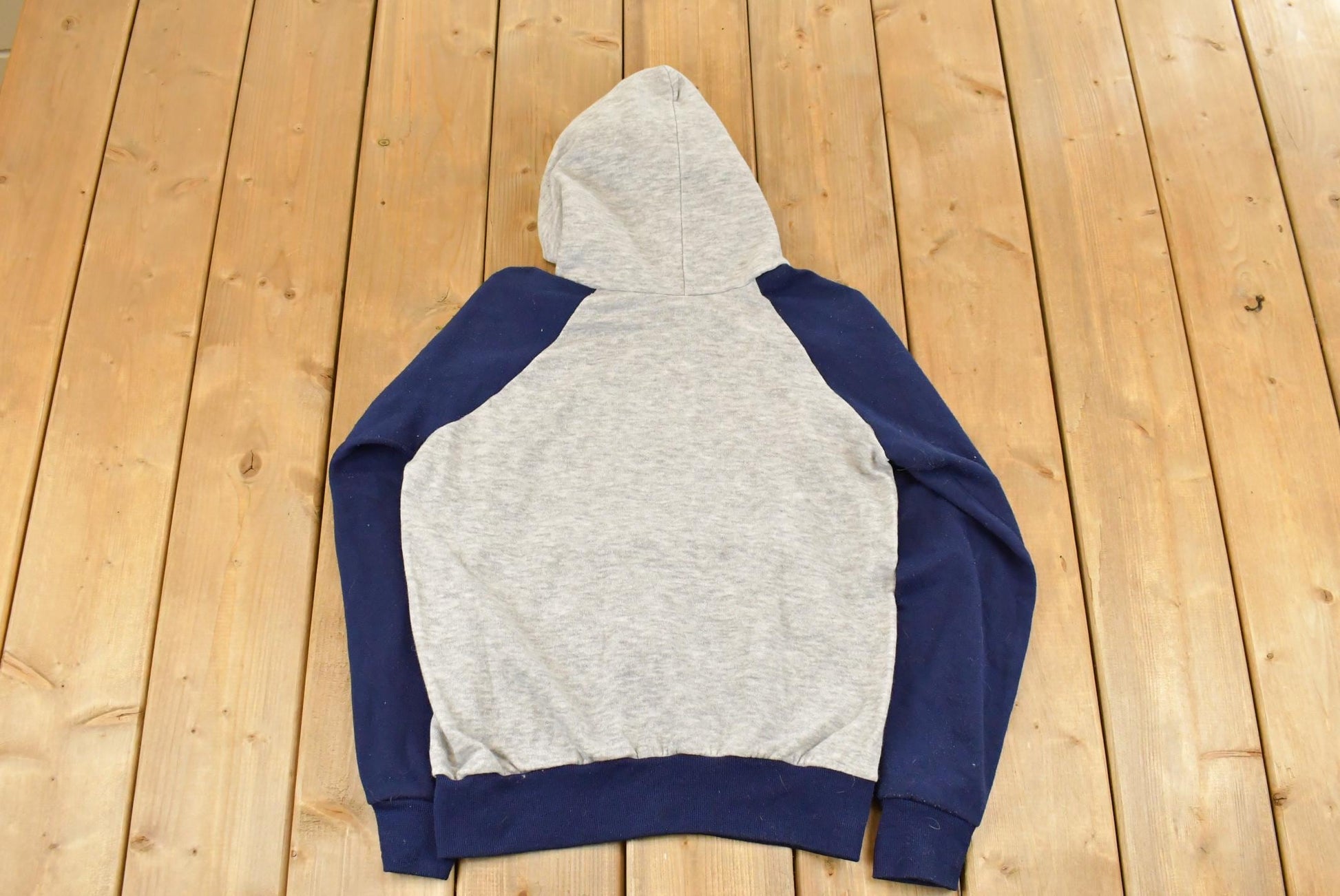 Vintage 1980s Mickey Mouse Walt Disney World Graphic Raglan Hoodie Men's XS