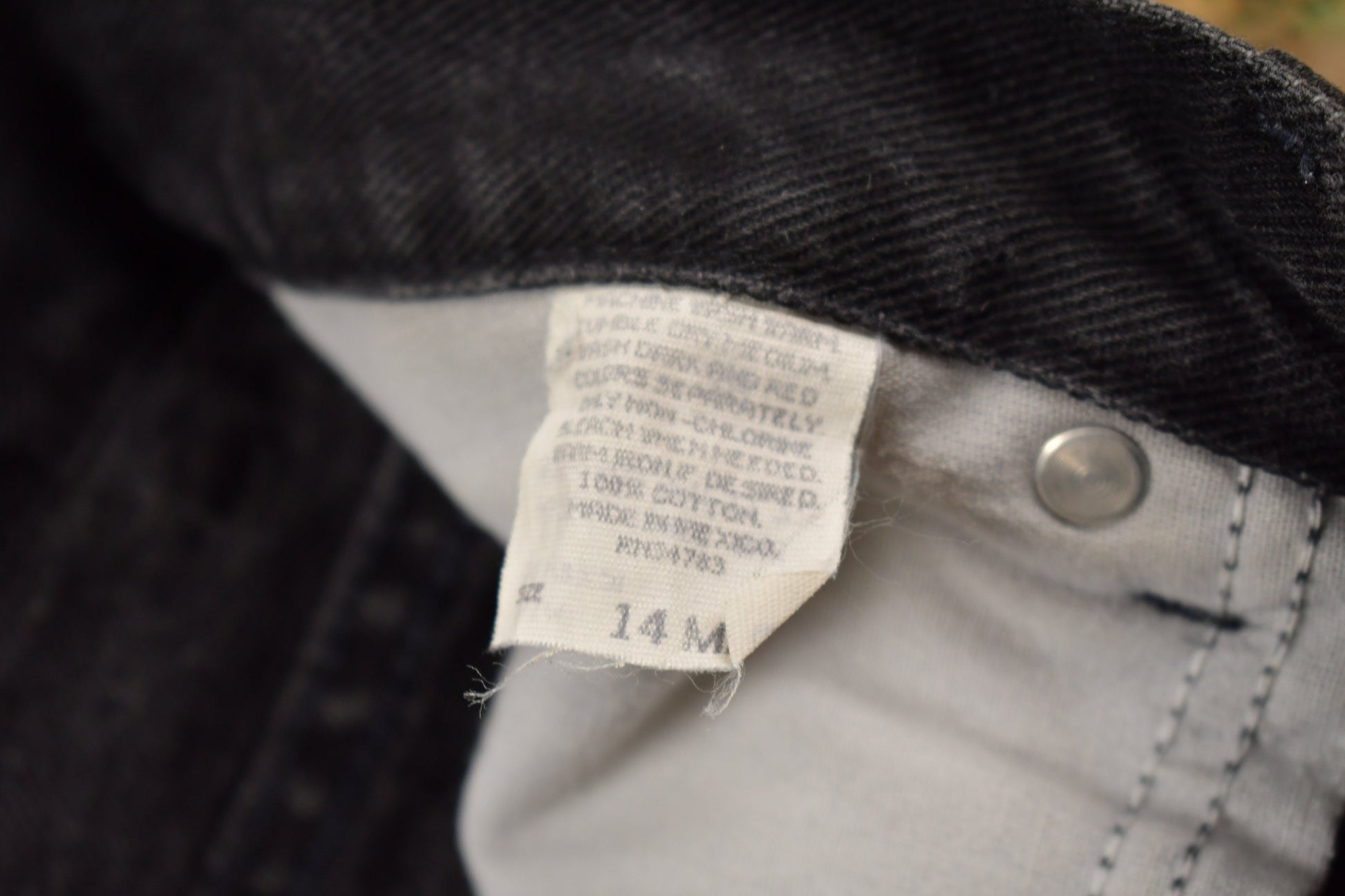 Vintage 1980s Lee Black Denim Women's Jeans Size 32 x 29