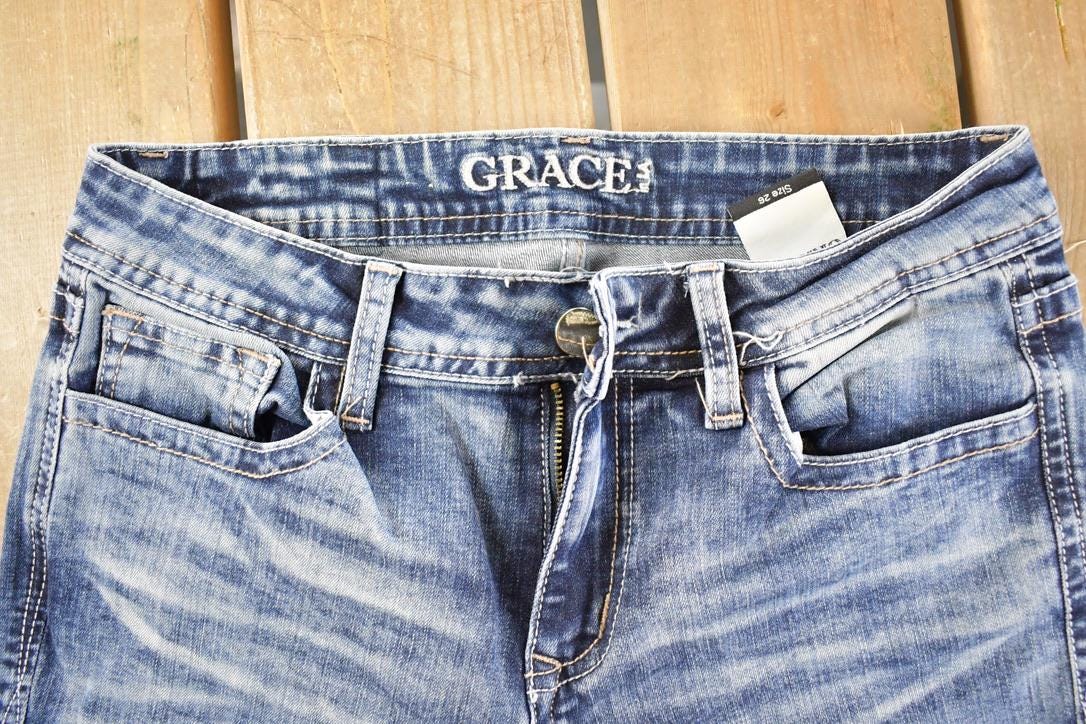 Vintage Deadstock Y2K Grace In LA Bedazzled Bootcut Low Rise Jeans Women's Size 26 x 29