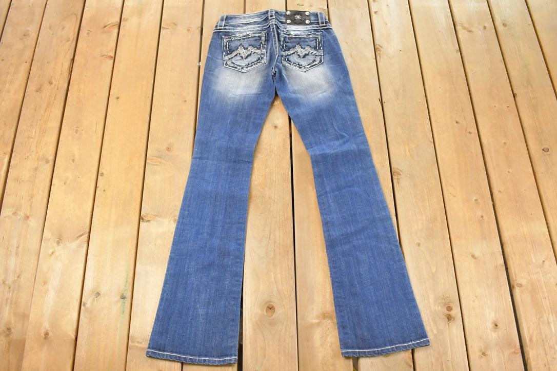 Vintage Deadstock Y2K Miss Me Bedazzled Low Rise Jeans Women's Size 26x31