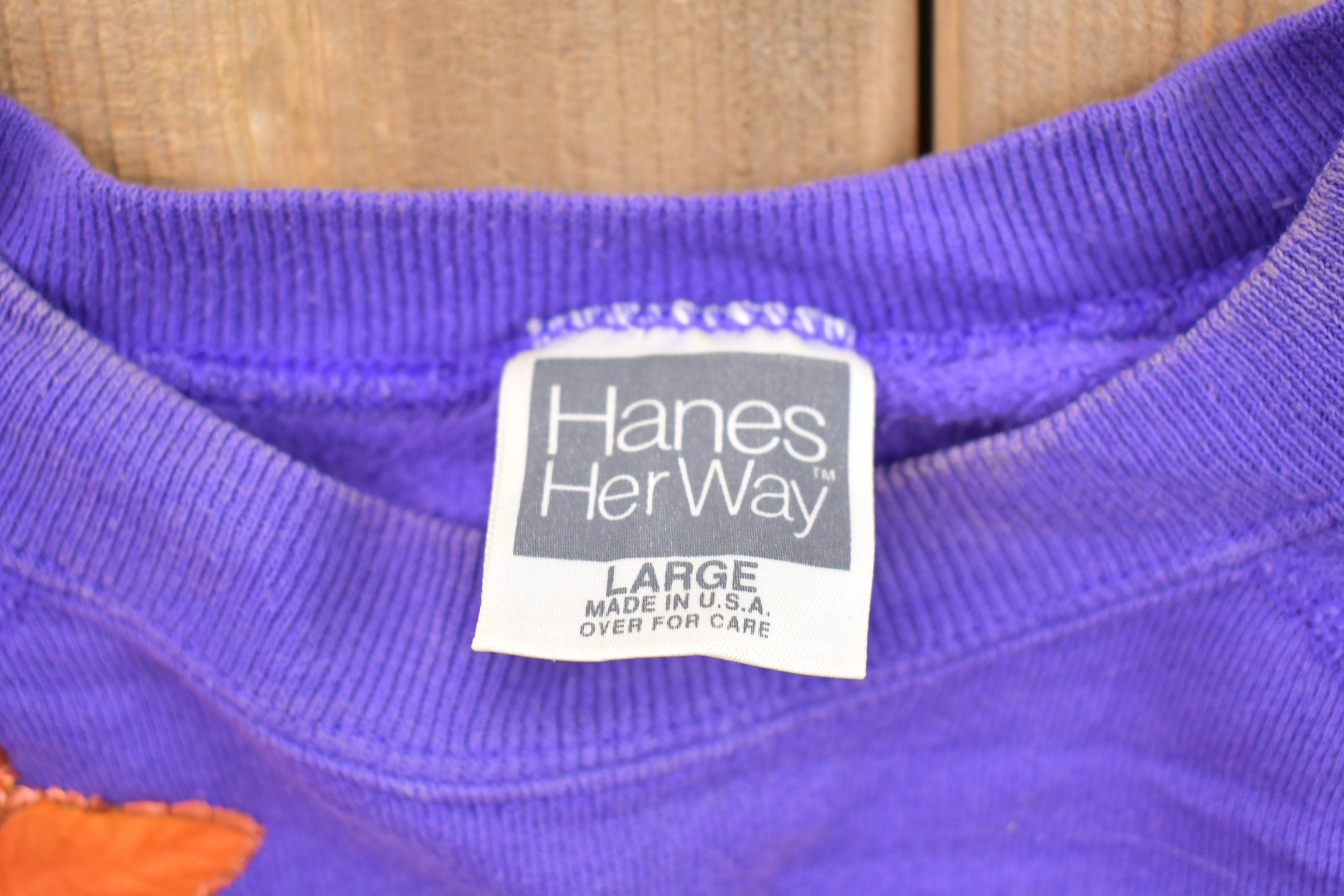 Vintage 1990s Hanes Her Way Leaves Graphic Crewneck Sweatshirt