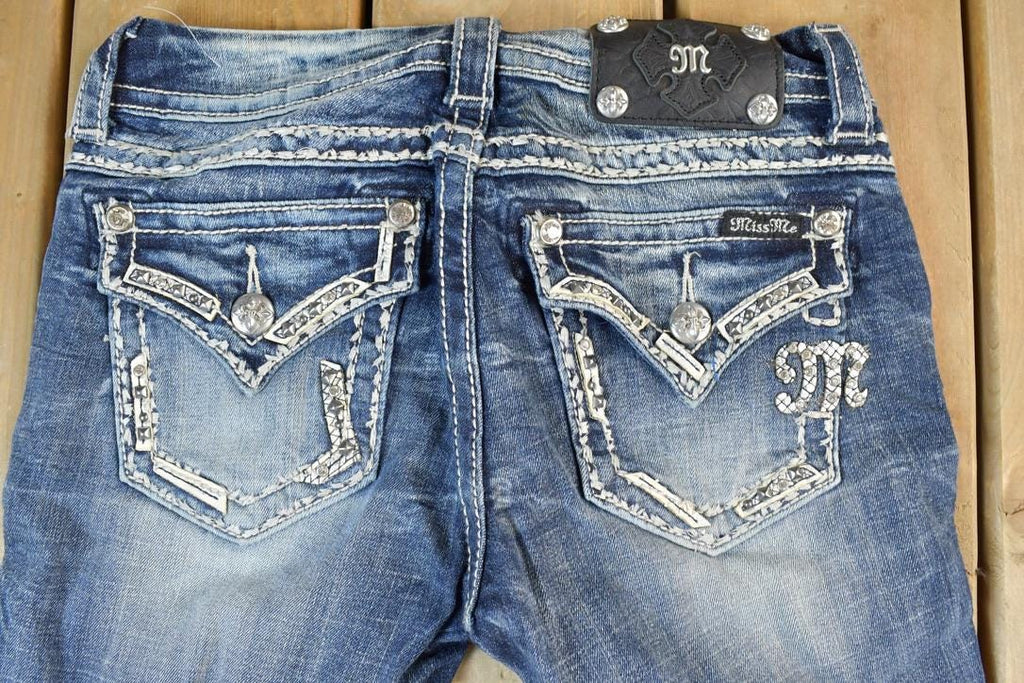 Vintage Y2K Miss Me Bedazzled Low Rise Jeans Size 26x31