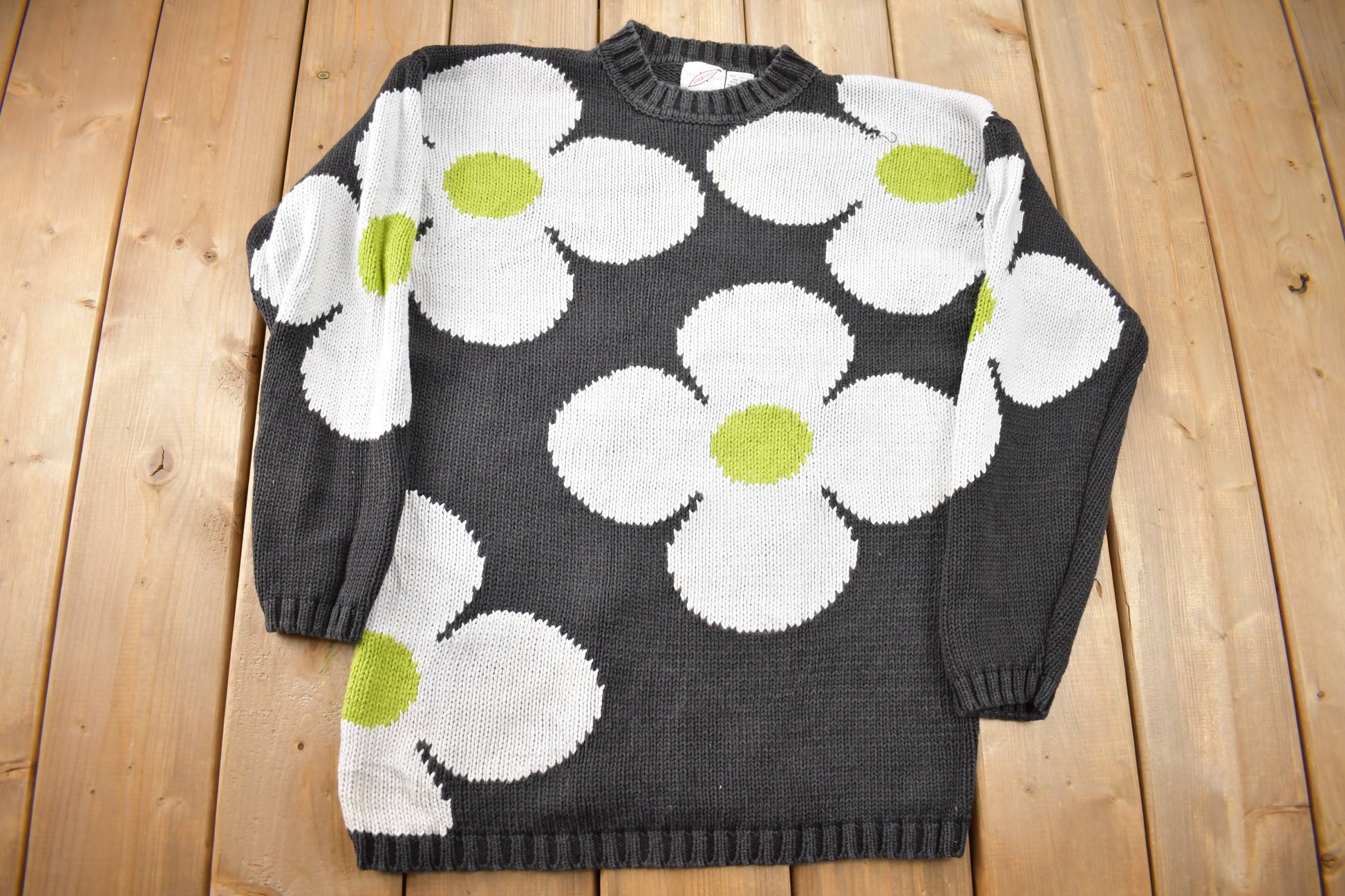 Vintage 1990s 100% Pinwheels Wool Knit Sweater / Vintage 90s Crewneck / Outdoorsman / Vintage Knit / Winter Sweatshirt