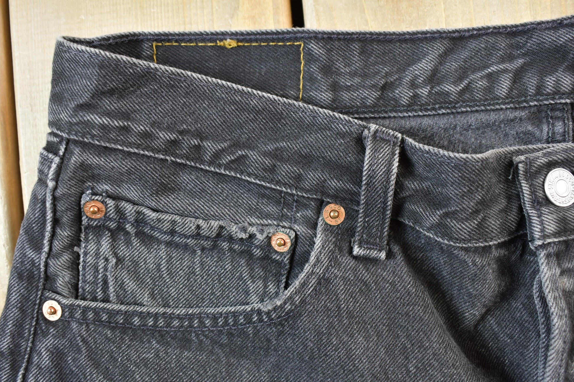 Vintage 1990s Levi's 501 Red Tab Jeans Size 36 x 30