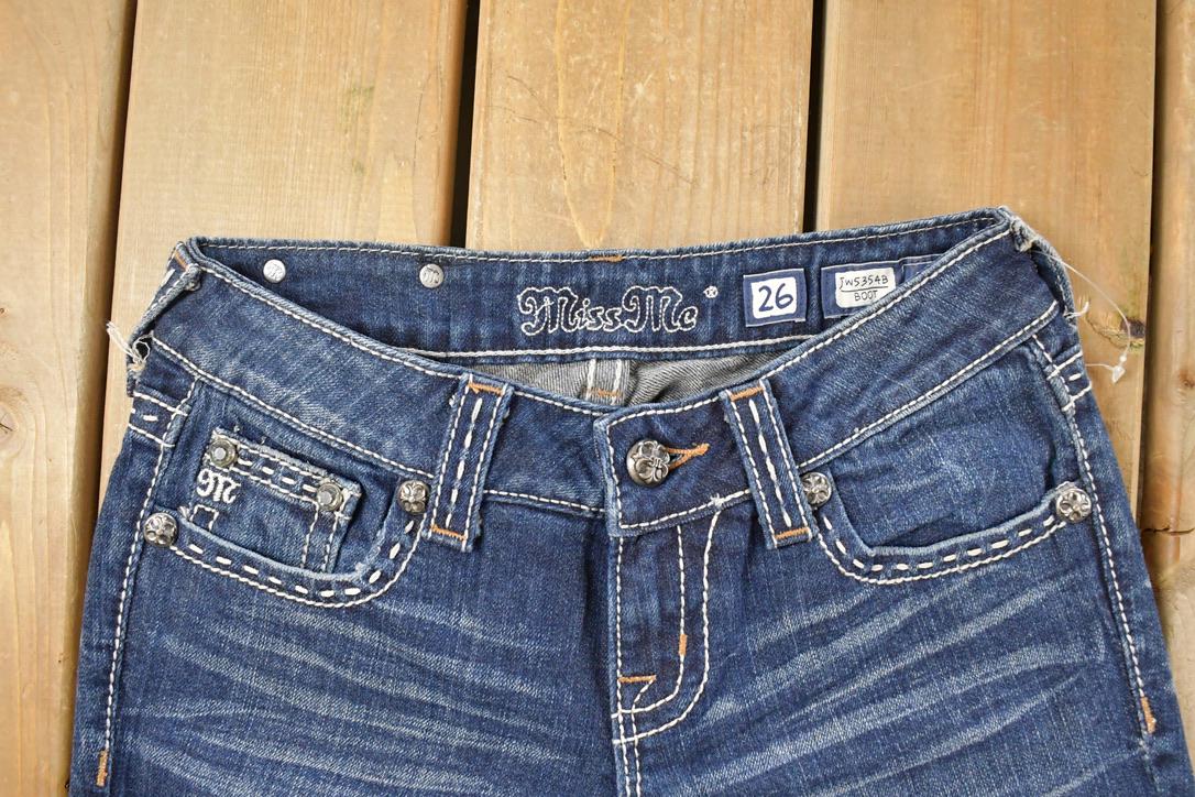 Vintage Deadstock Y2K Miss Me Bedazzled Low Rise Jeans Women's Size 26x31