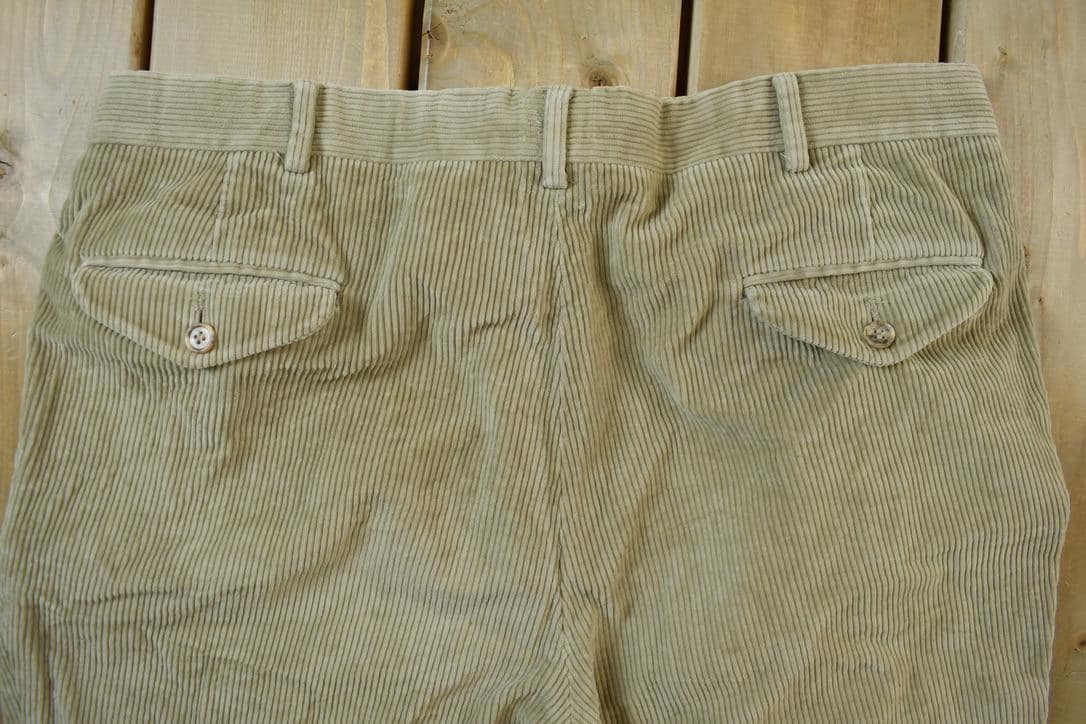 Vintage 1980s L.L. Bean Pleated Corduroy Pants Size 36 x 30