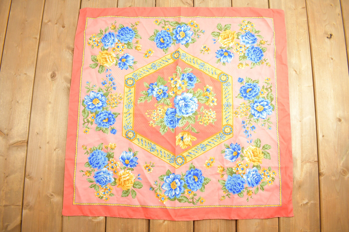 Vintage 1980s Floral Scarf Hexagon Pattern / Vintage Accessory / Vintage Scarves / Square Scarf / All Over Pattern