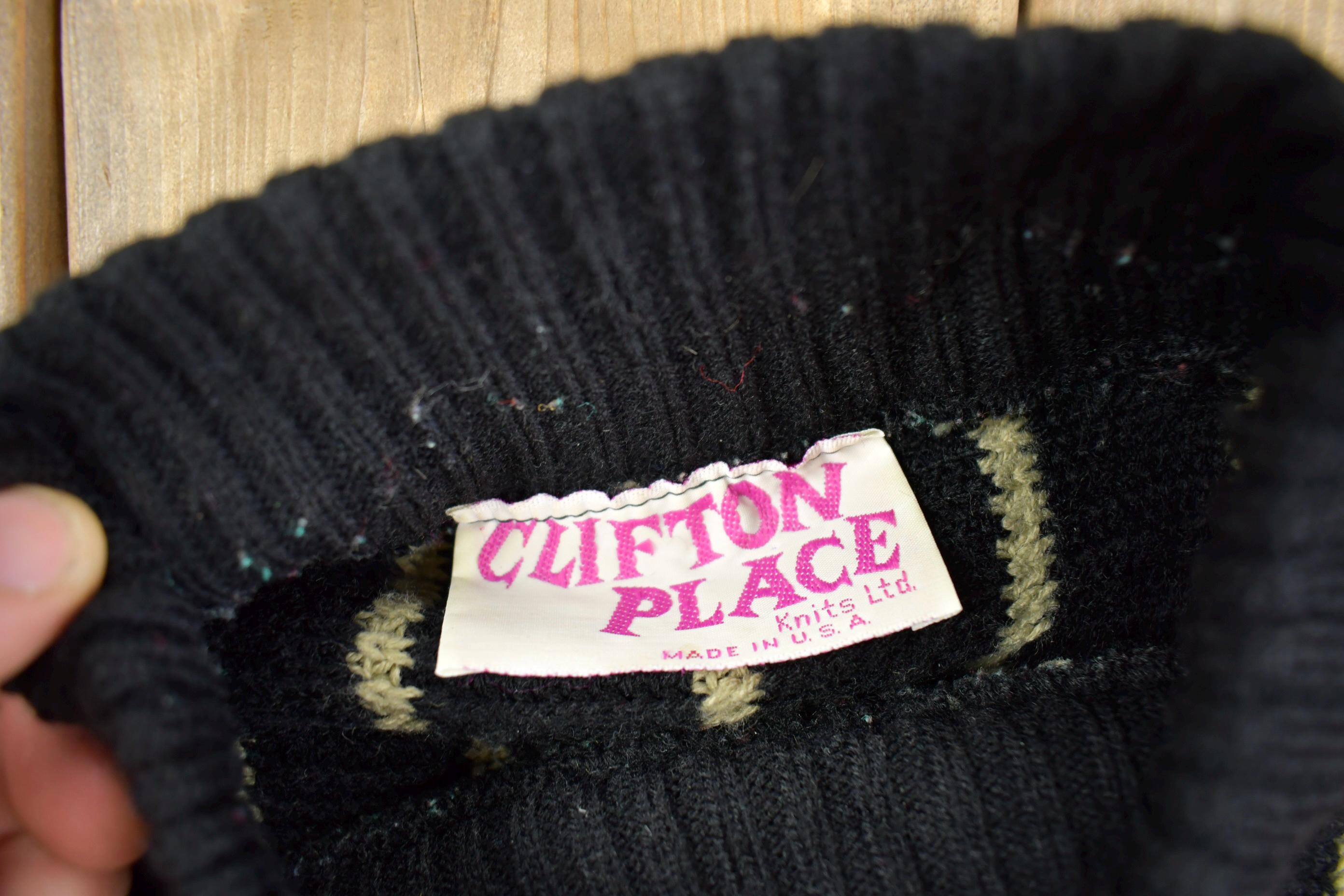 Vintage 1980s Clifton Place Heavy Knit Turtle Neck Sweater Made In USA