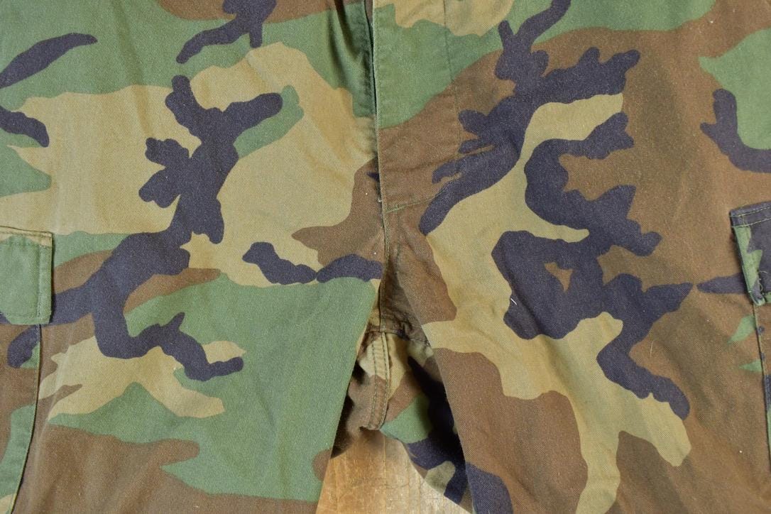 Vintage 1990s Army Camouflage Cargo Pants Size Large