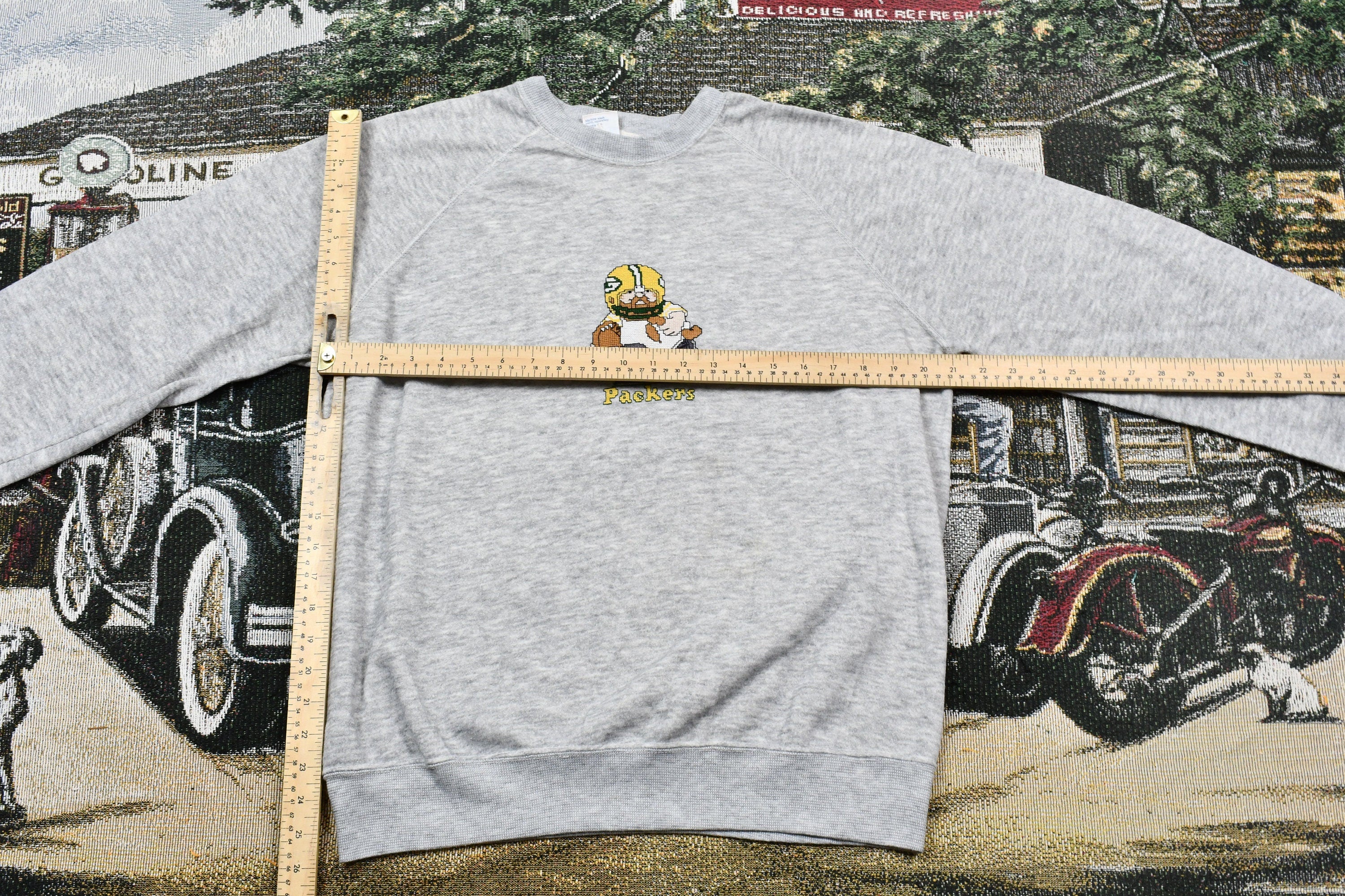 Vintage 1980s Green Bay Packers NFL Raglan Crewneck