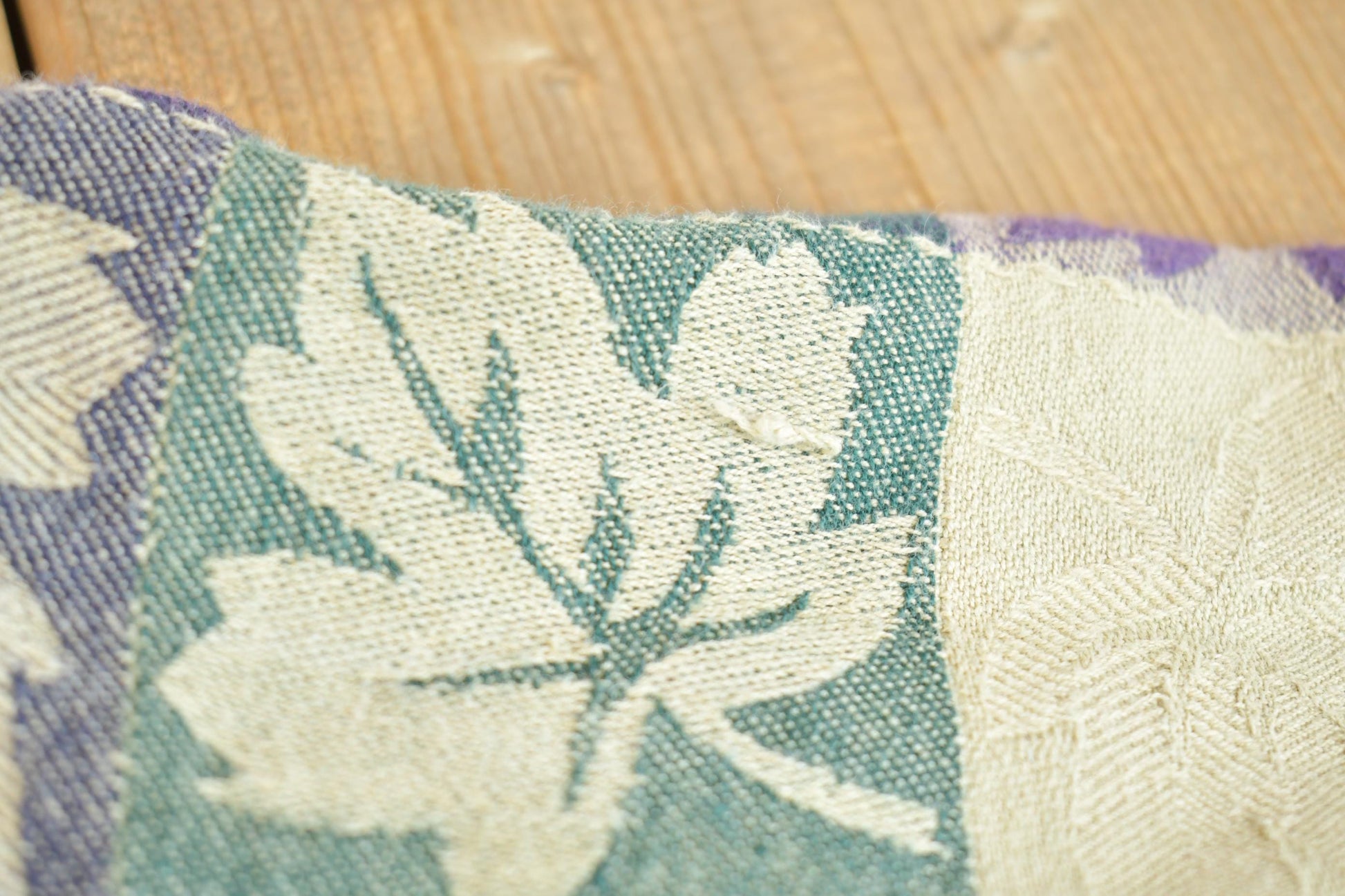 Vintage 1990s Krazy Kat Woman Leaf Patterned Fall Long Sleeve Button Up Shirt