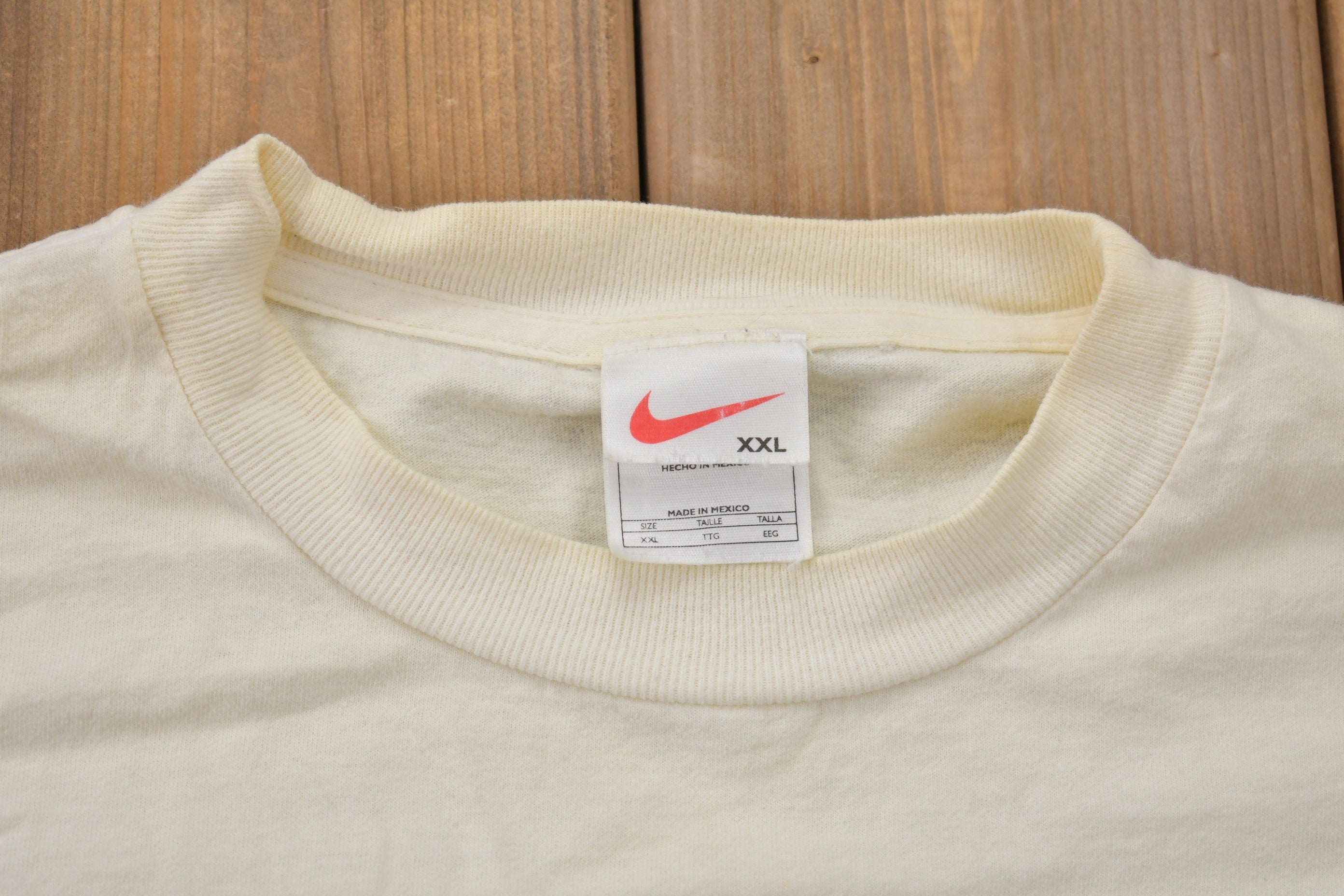 Vintage 1990s Nike Middle Swoosh Big Graphic T-Shirt