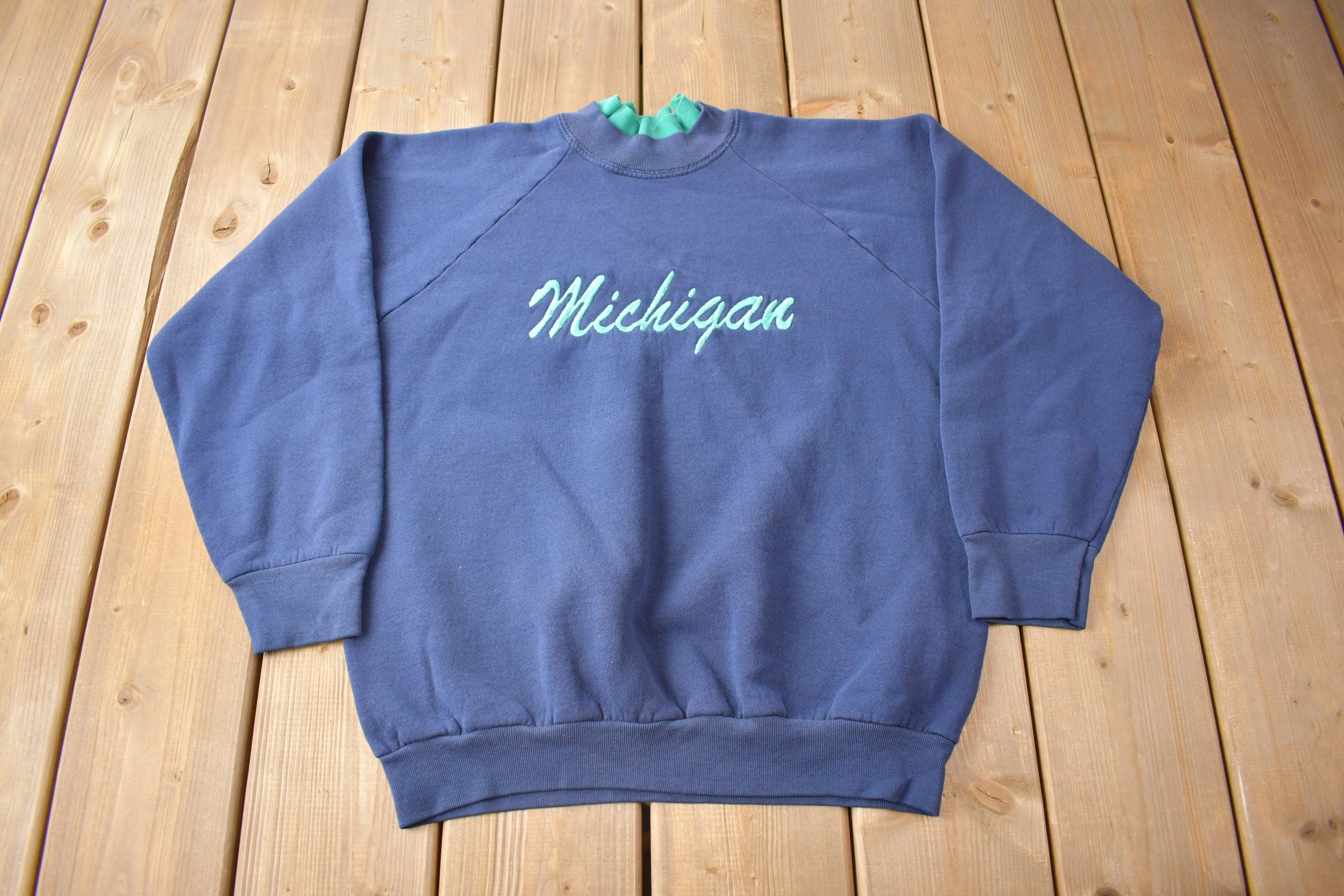 Vintage 1980s Michigan Embroidered Crewneck Sweatshirt  80s Crewneck  Souvenir Sweater  Streetwear  Made In USA