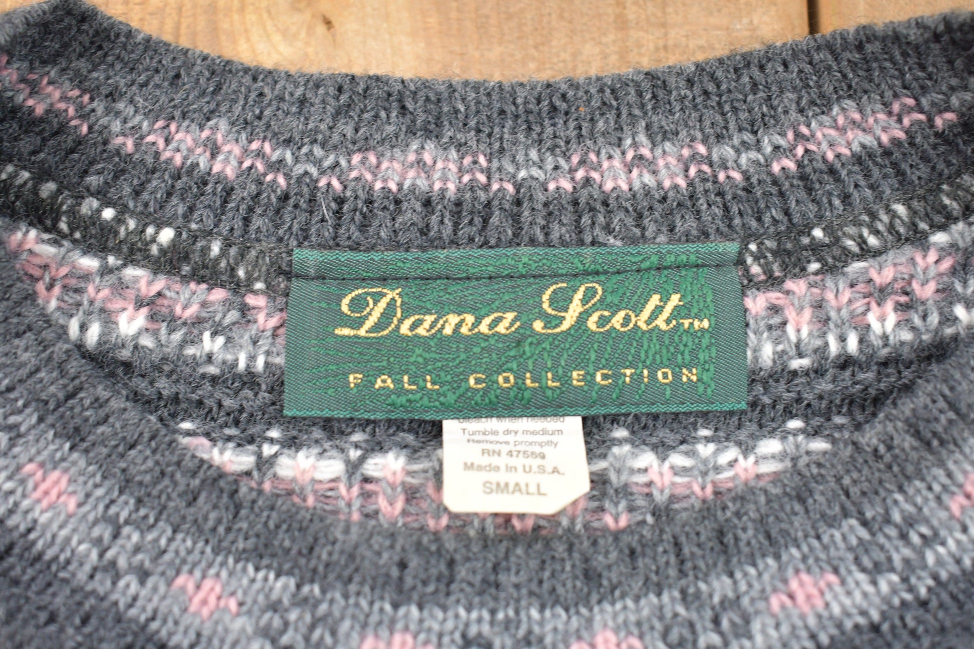 1990s Vintage Dana Scott Knitted Sweater