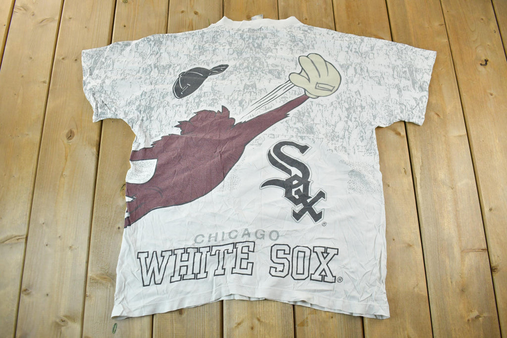 Vintage 1990s Looney Tunes Chicago White Sox MLB Cartoon Promo T-Shirt / Distressed / 90s Graphic Tee / Taz / Made In USA / Baseball