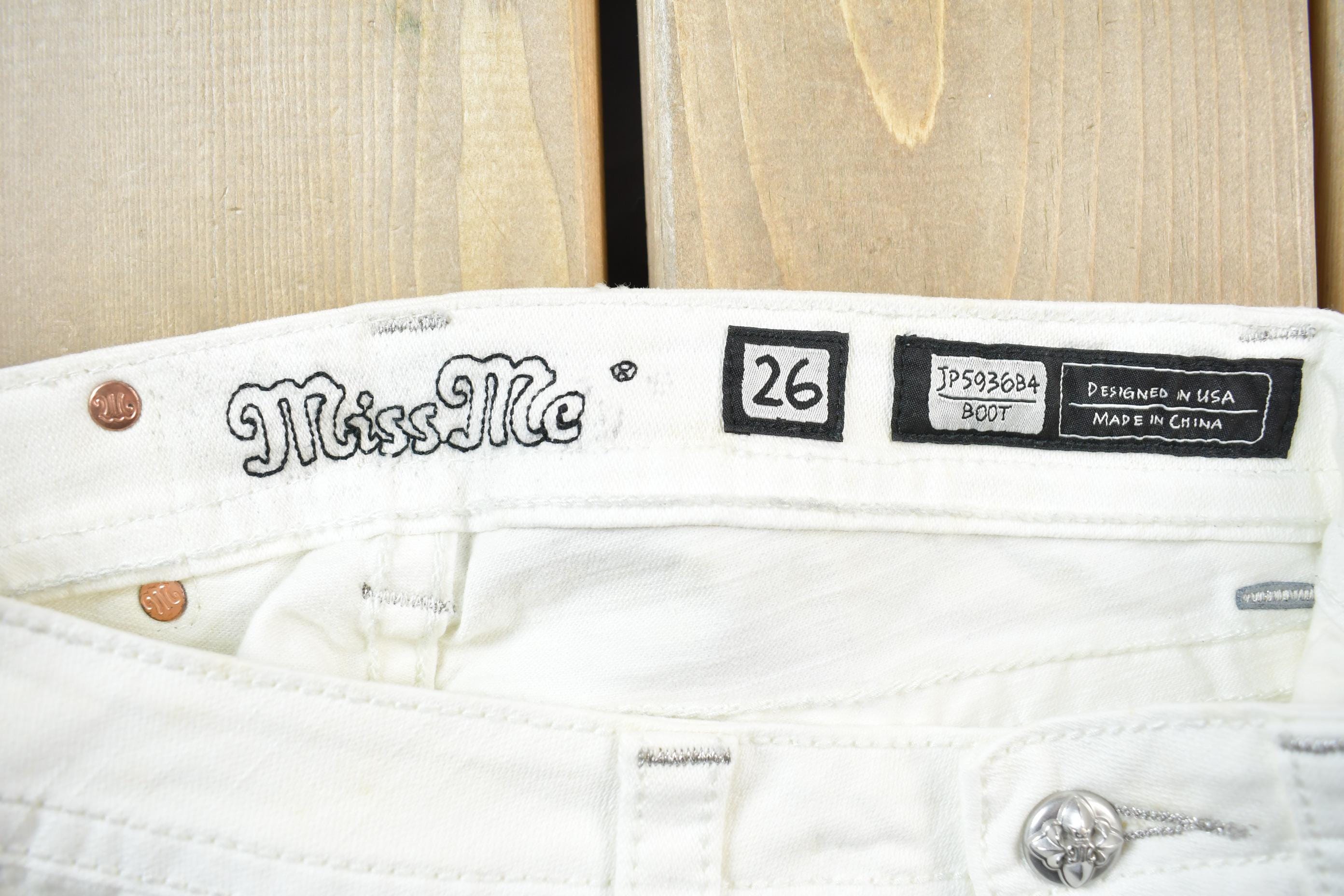Vintage Y2K Miss Me Bedazzled Low Rise Jeans Size 26x32