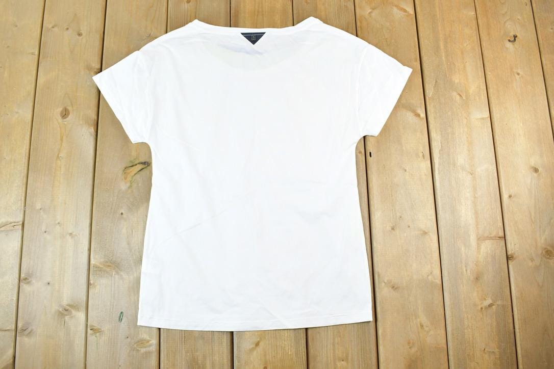 Women Vintage Vigoss Y2K Bigger Than Yours T-Shirt