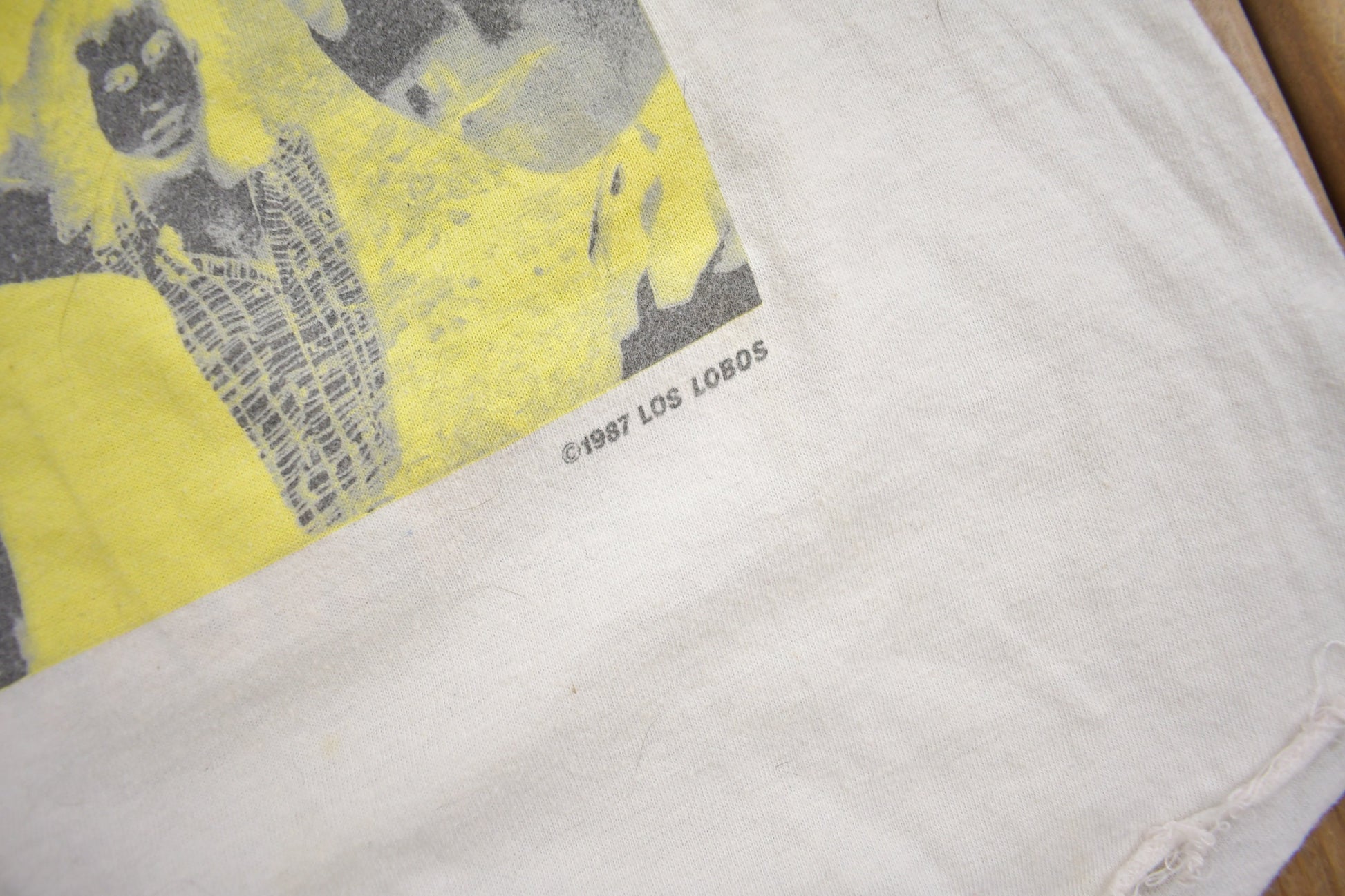 Vintage 1987 Los Lobos By The Light Of The Moon Tour Band T-Shirt / Band Tee / Single Stitch / Made in USA / Music Promo / Premium Vintage