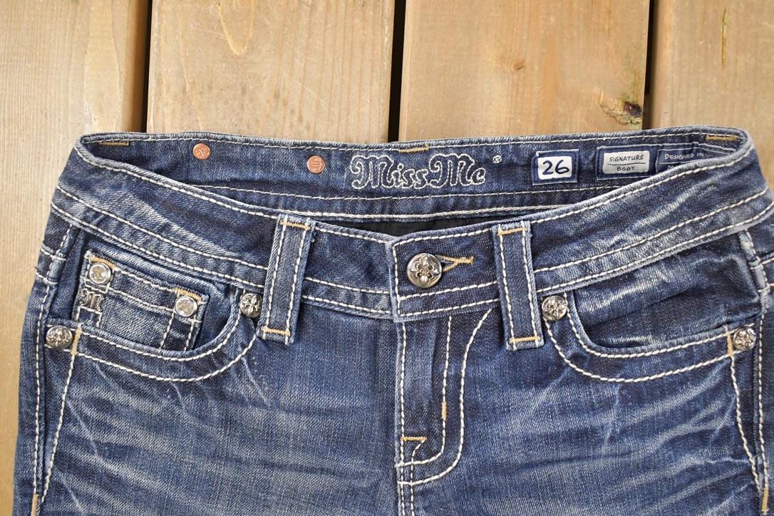 Vintage Deadstock Y2K Miss Me Bedazzled Low Rise Jeans Women's Size 26x31