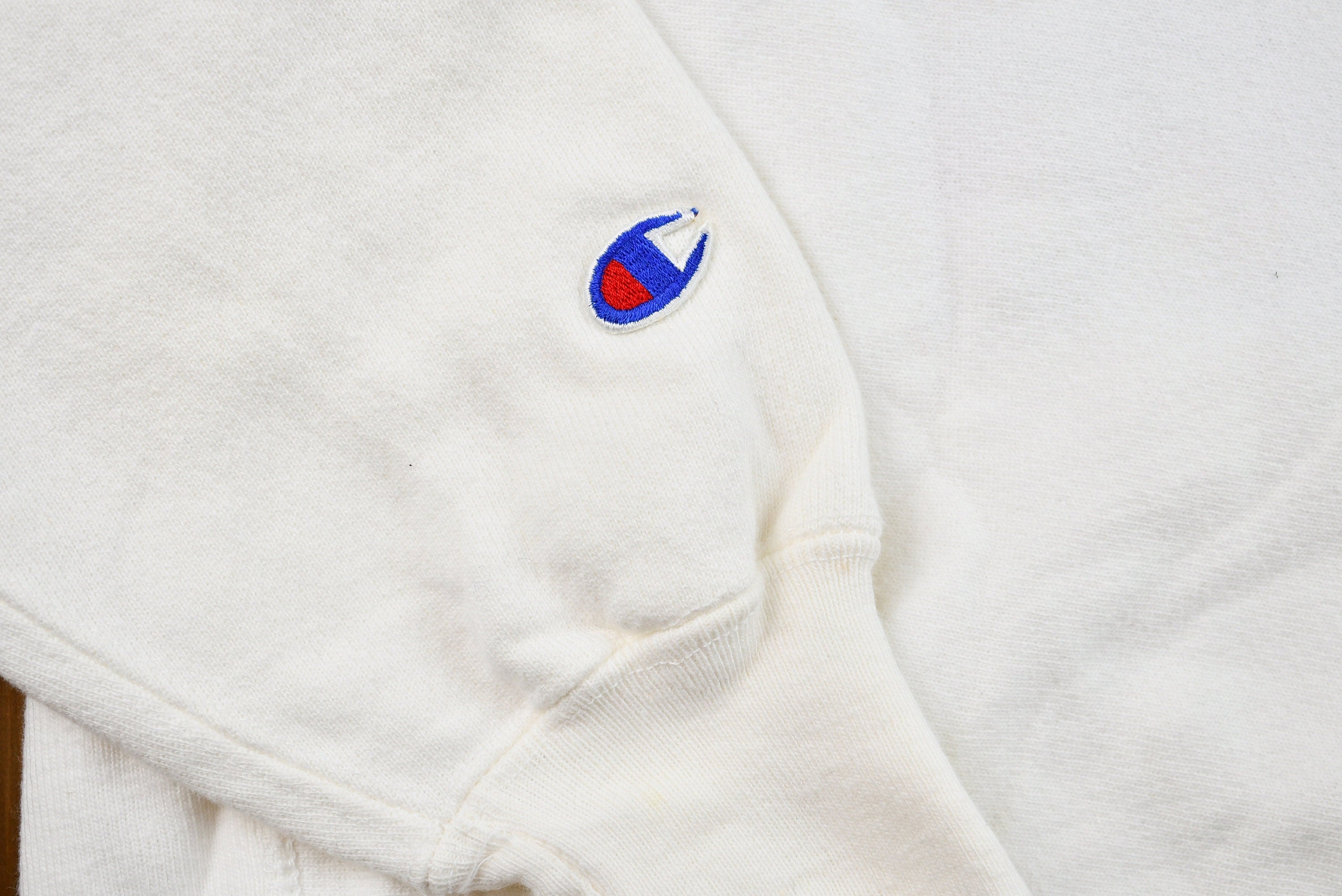 Vintage 1990s Hand-Stitched Needlepoint Goose Champion Sweatshirt