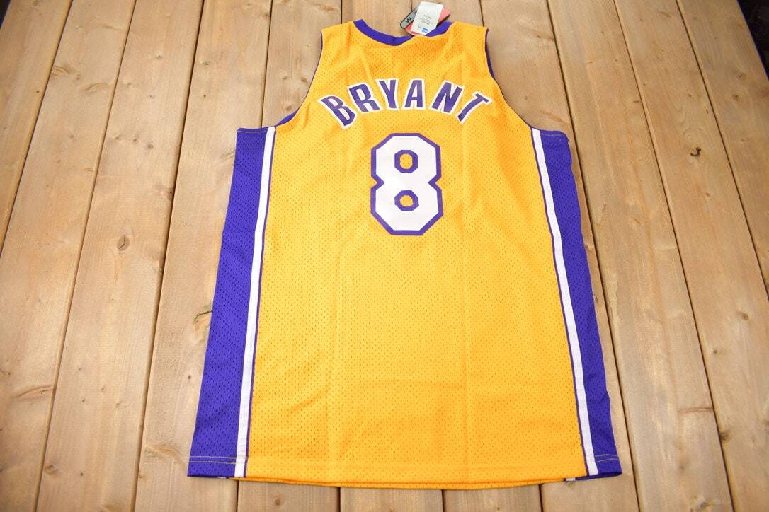 Vintage 2001 Deadstock Kobe Bryant Los Angeles Lakers #8 Nike Team Jersey Men's Large