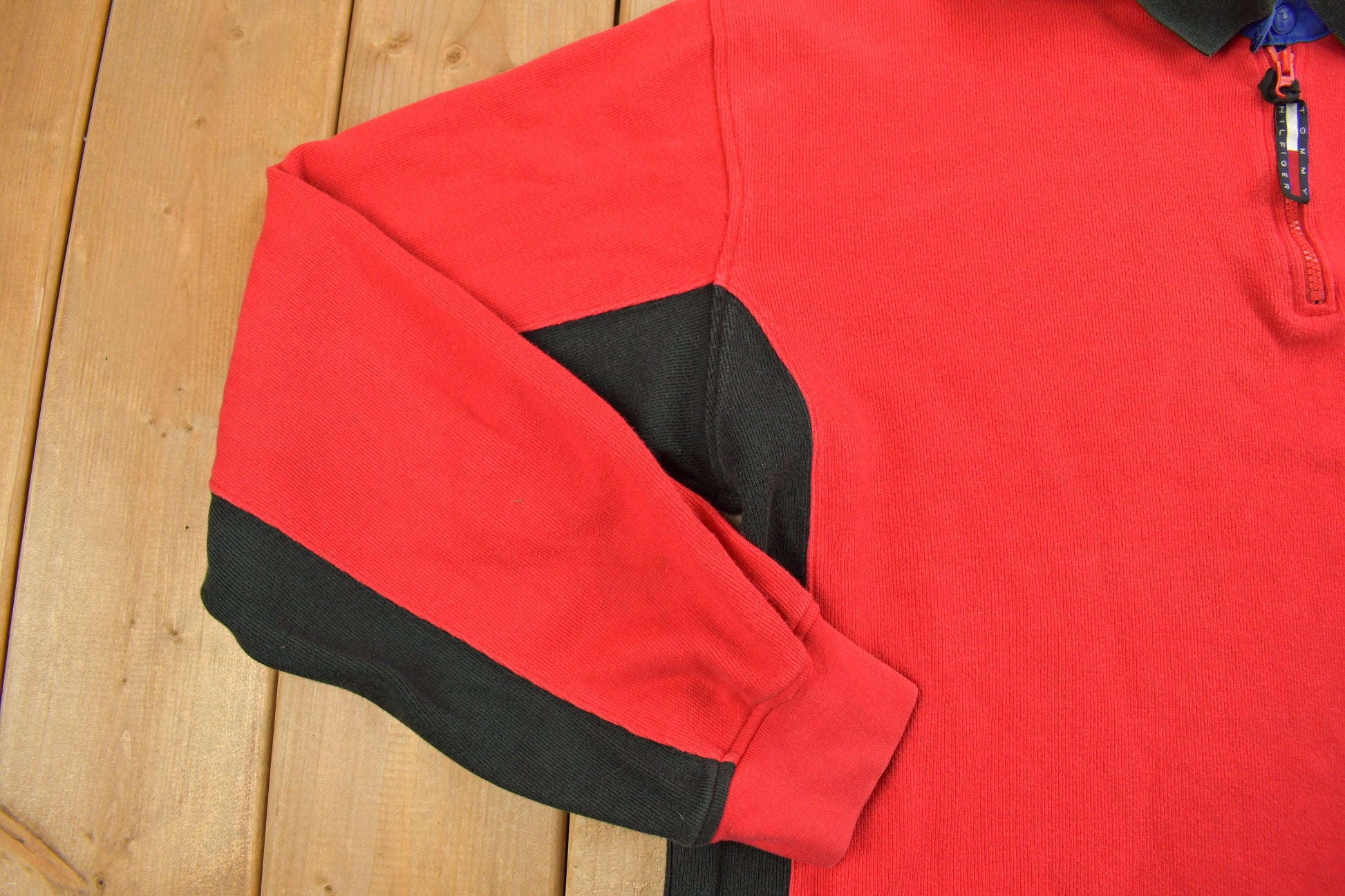 Vintage 1990s Tommy Hilfiger Collared Embroidered Quarter Zip Fleece Sweater
