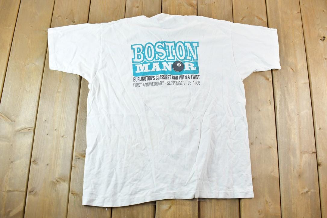 Vintage 1990s Boston Manor Burlington Souvenir T-Shirt