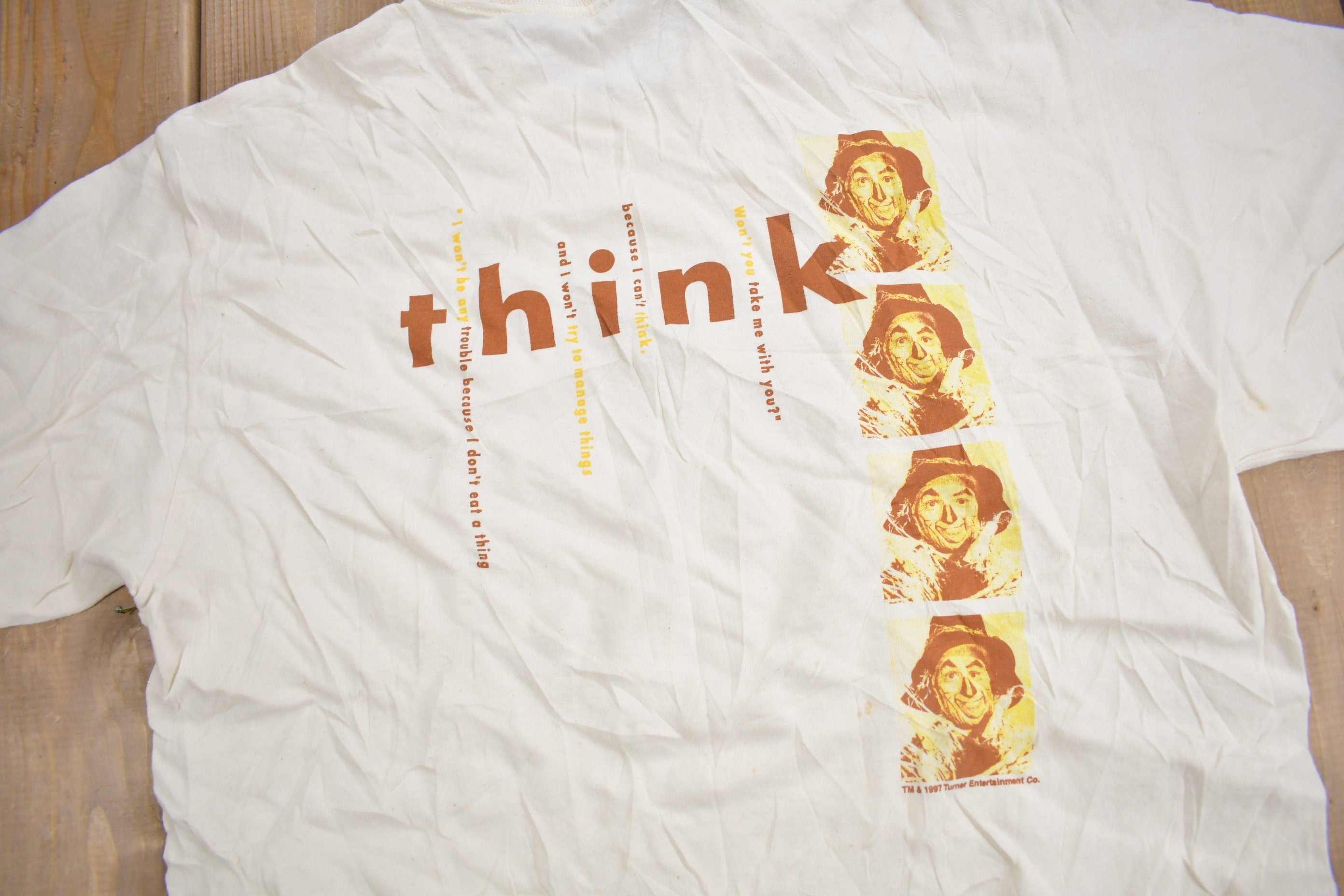 Vintage 1993 The Wizard Of Oz Scarecrow Graphic T-shirt
